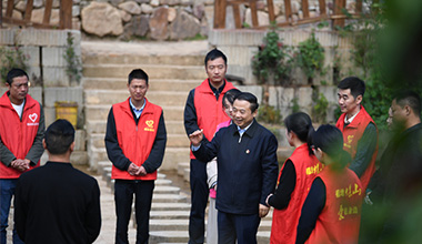 两会季丨围绕墟落振兴和配合富足，，，张天任代表提交这些建议